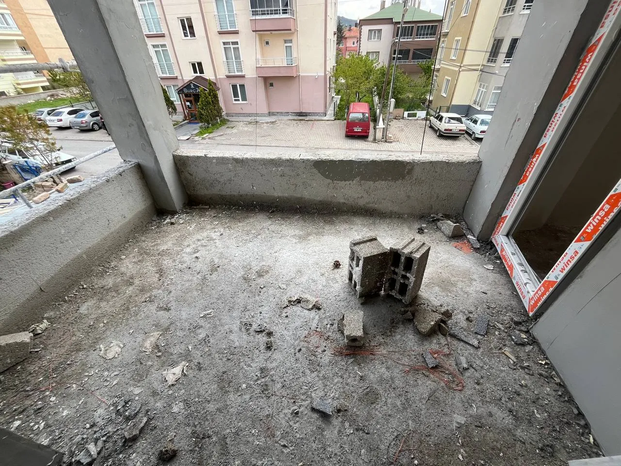 DEVELİ POLAT GAYRİMENKUL-YENİ MAH. TEK DAİRE ÜZERİN ULTRA LÜX SATILIK 4+1 DAİRE