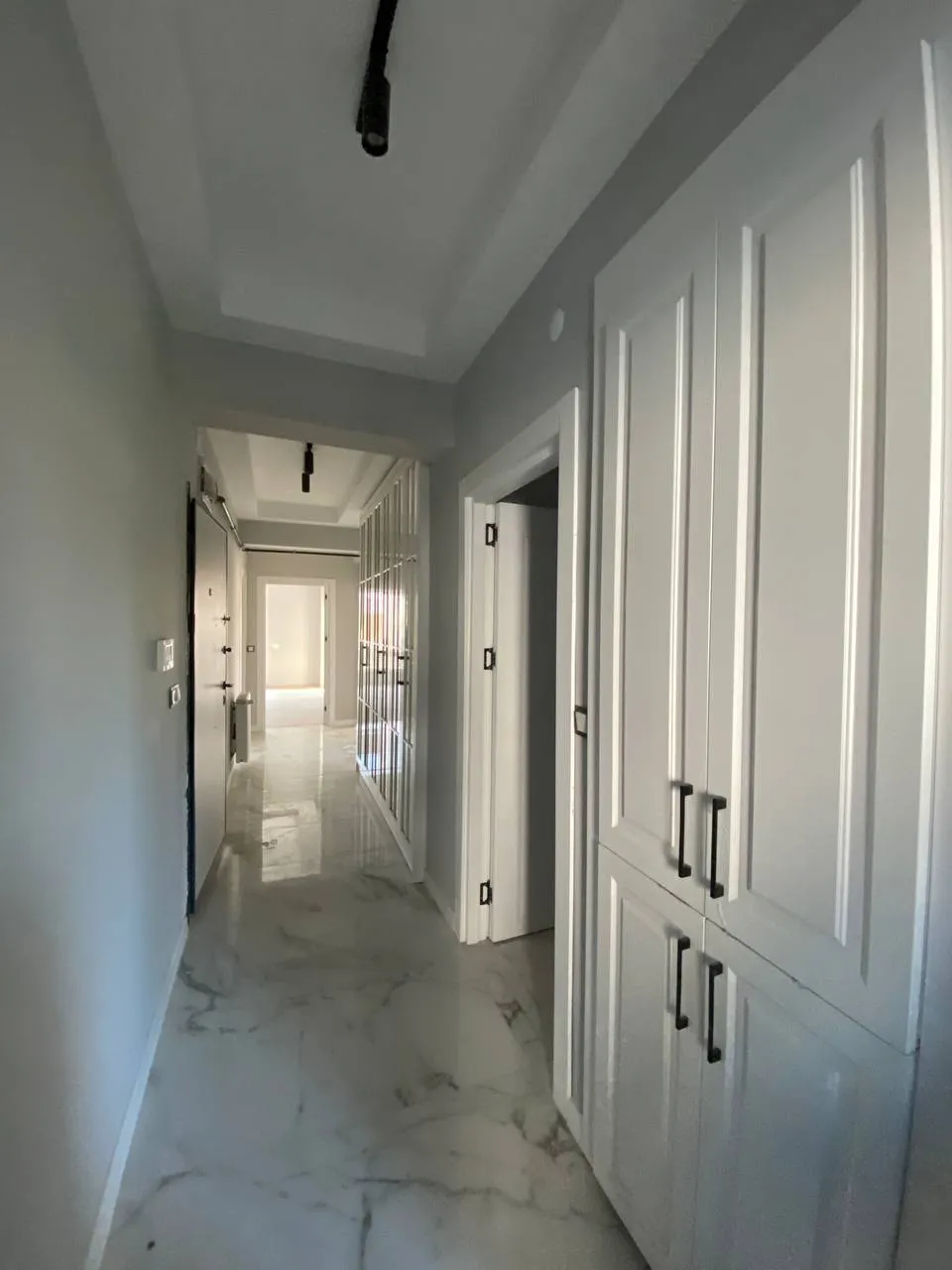 DEVELİ POLAT GAYRİMENKUL- YENİ MAH. TEK DAİRE ÜZERİNE SATILIK TOPRAKTAN  LÜX DAİRELER
