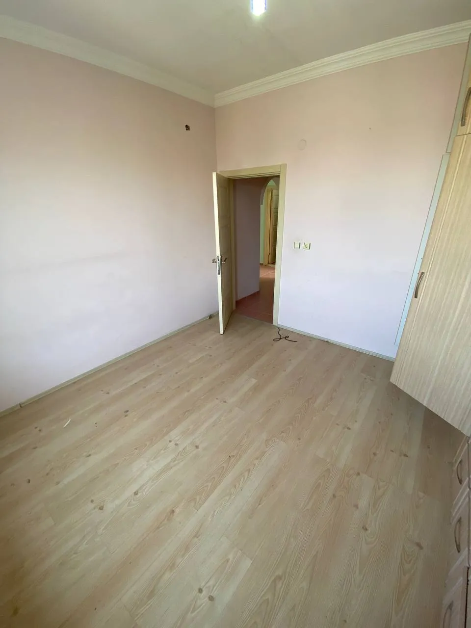 DEVELİ POLAT GAYRİMENKUL - YENİ MAHALLEDE KİRALIK 3+1 DAİRE