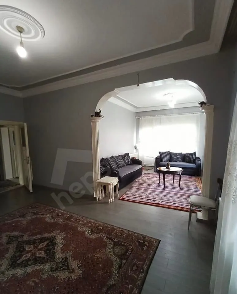 DEVELİ POLAT GAYRİMENKUL- YENİ MAHALLEDE MERKEZE YÜRÜME MESAFELİ DOĞALGAZLI DAİRE