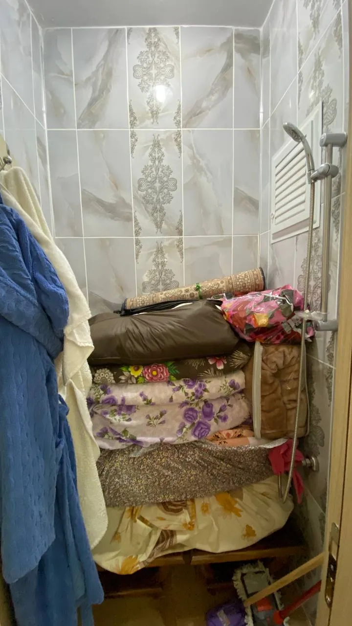 DEVELİ POLAT GAYRİMENKUL -ZİLE MAH. KÖY KUYU MEVKİİ EVİ YAPILI EŞYALARLA BERABER SATILIK YAŞAM ALANI
