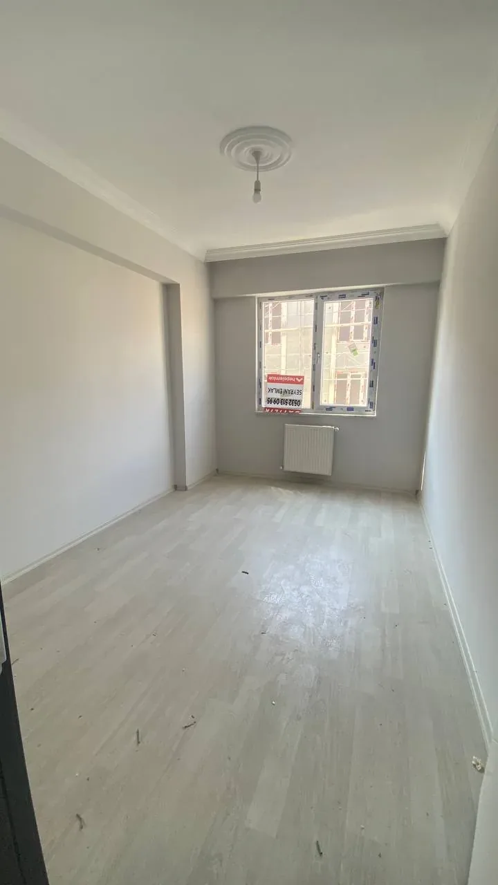 DEVELİ POLAT GAYRİMENKULDEN HASTANE BÖLGESİNDE SATILIK 3+1 DAİRE
