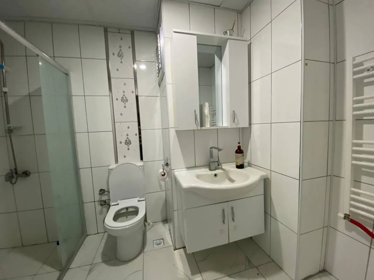 DEVELİ POLAT GAYRİMENKUL -  FENESEAŞAĞI MAH. ANAYOL ÜZERİ ULTRA LÜX GENİŞ SATILIK DAİRE