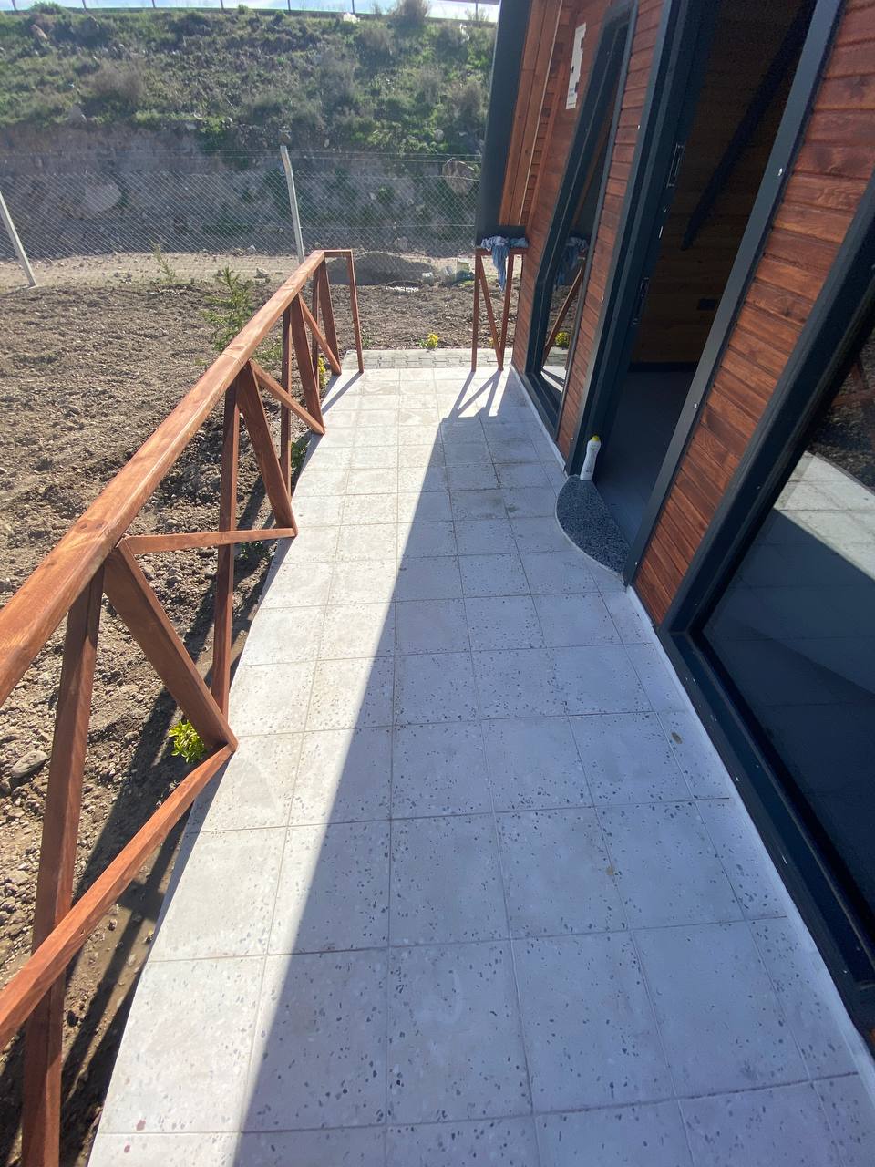 DEVELİ POLAT GAYRİMENKUL- YENİ ÇEVREYOLUNA SIFIR BUNGALOV EVİ OLAN BAHÇE