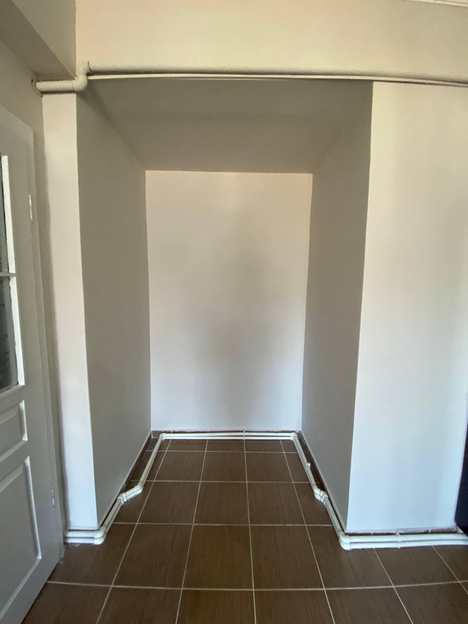 DEVELİ POLAT GAYRİMENKUL- YENİ HASTANE MEVKİİNDE SATILIK BAKIMLI DUBLEX DAİRE