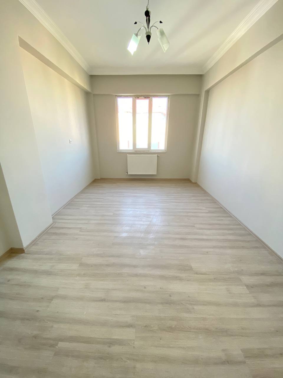 DEVELİ POLAT GAYRİMENKUL- YENİ HASTANE MEVKİİNDE SATILIK BAKIMLI DUBLEX DAİRE