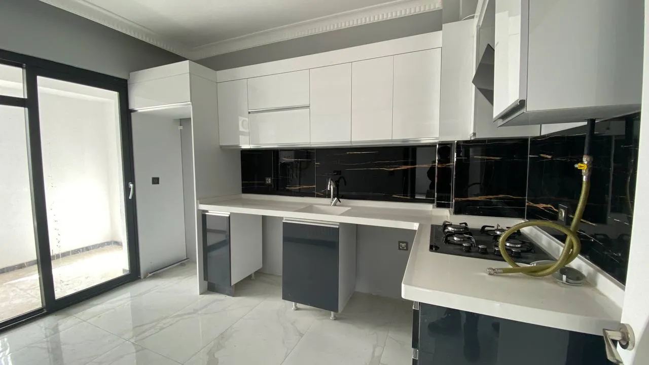 DEVELİ POLAT GAYRİMENKUL - AŞIK SEYRANİ MAH CADDE ÜZERİNDE SATILIK LÜX 2+1 DAİRELER