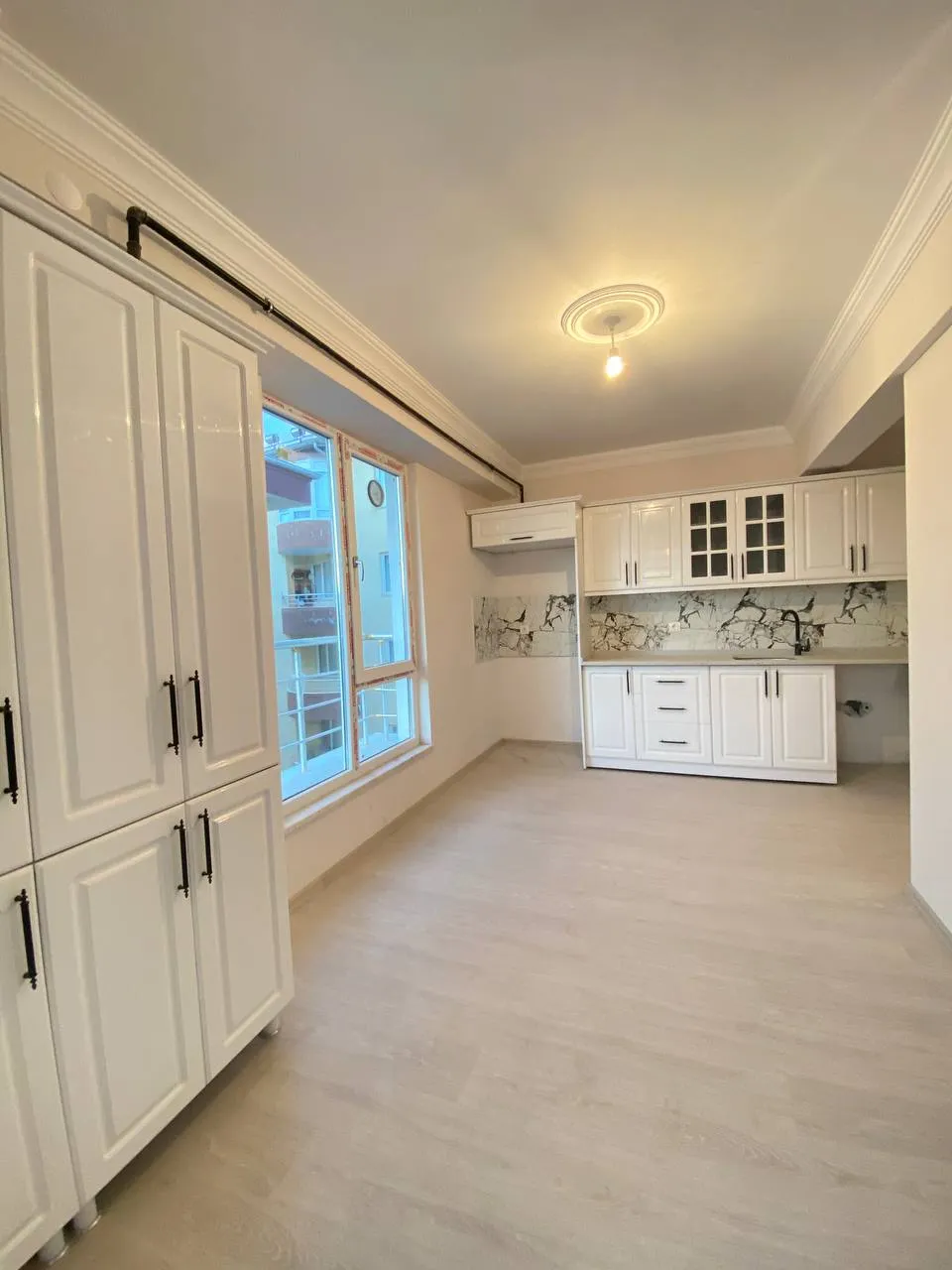 DEVELİ POLAT GAYRİMENKUL-CAMİİCEDİT MAH. 6+2 ODALI ULTRA LÜX SIFIR DAİRE