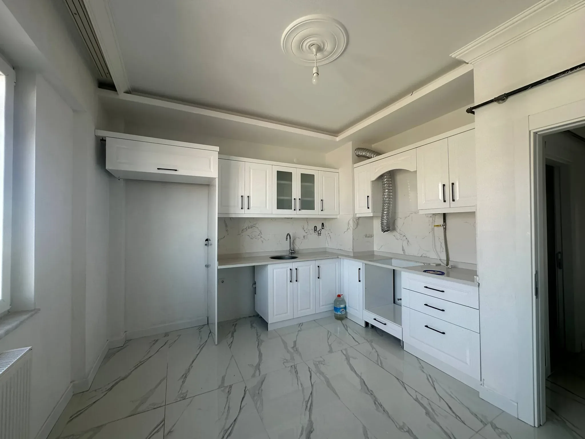 DEVELİ POLAT GAYRİMENKUL - FENESEAŞAĞI MAH. KİRALIK TEMİZ UYGUN DAİRE