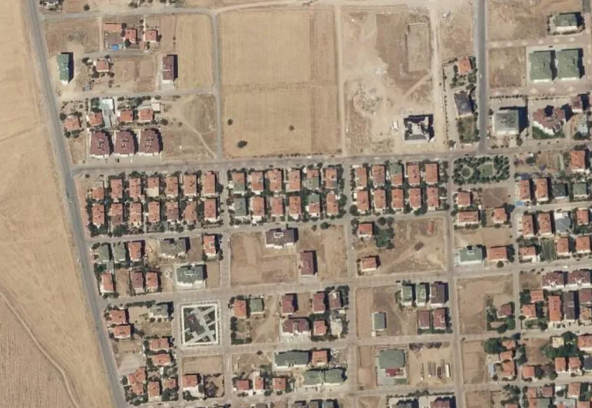 DEVELİ POLAT GAYRİMENKUL-MUSTAFA ASIM KÖK. MAH. SATILIK GÜNEY CEPHELİ İMARLI ARSA