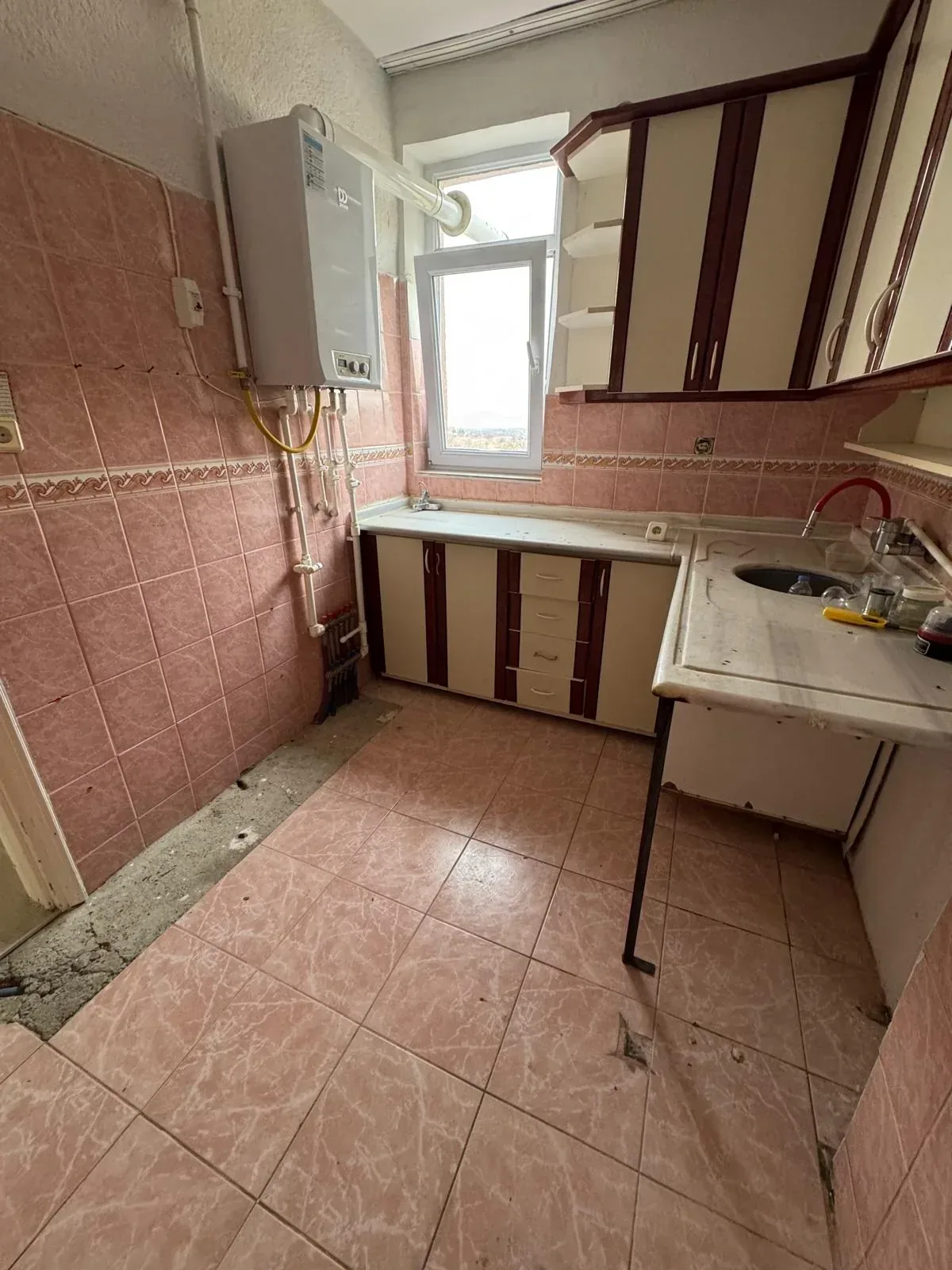  ŞEHİT ÜST. HASAN ŞAHAN MAH. SATILIK  DAİRE